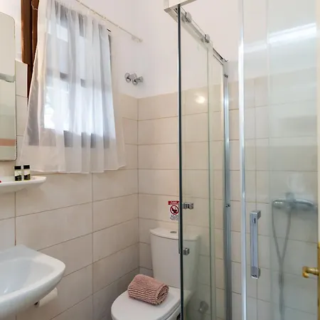 Hotel apartamentowy Hara *