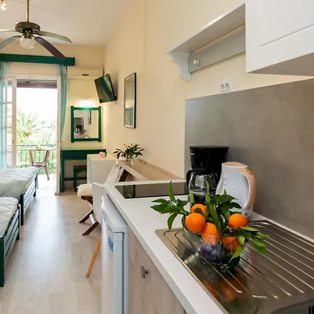 מלון דירות Hara 4*